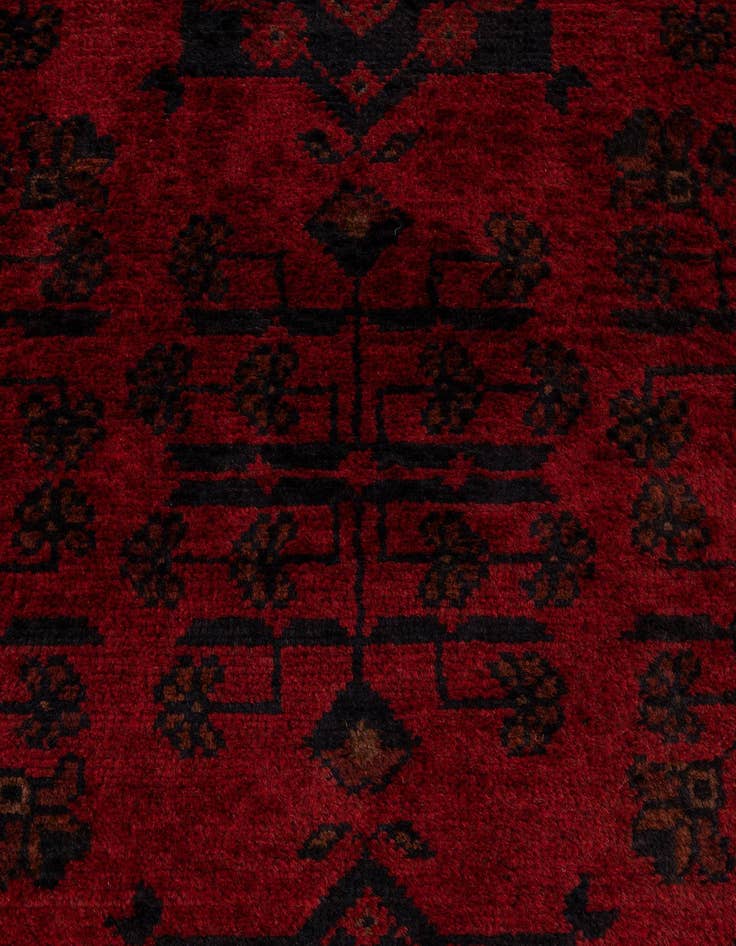 Detail image of  2' 6 x 9' 5  Hand Knotted Khal Mohammadi Wool Runner Rug