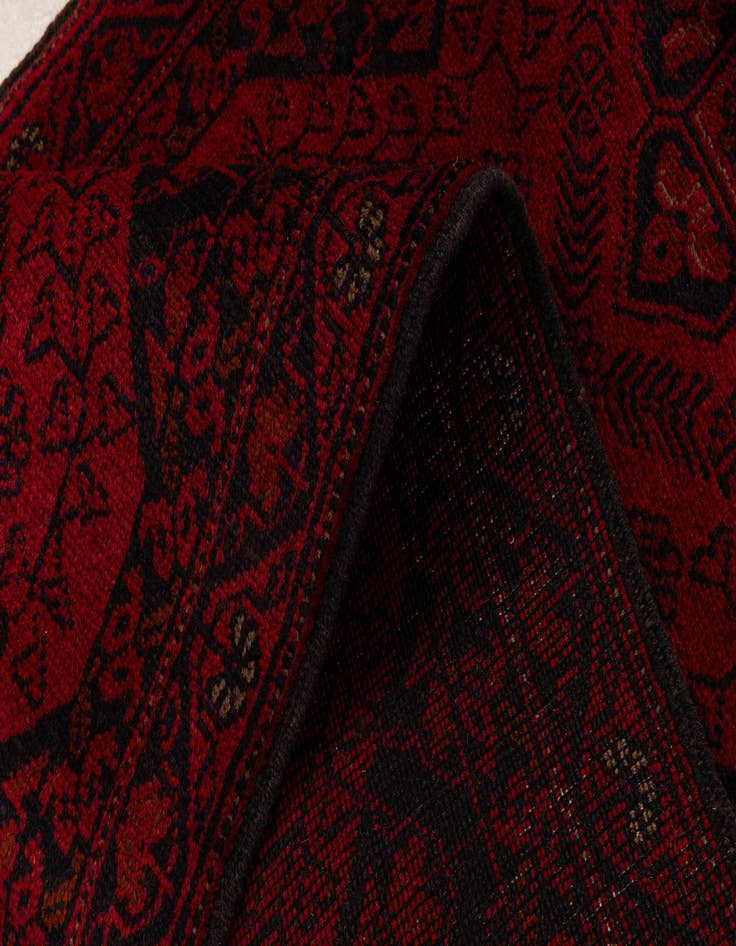 Detail image of  2' 8 x 9' 8  Hand Knotted Khal Mohammadi Wool Runner Rug