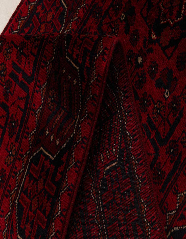 Detail image of  2' 8 x 9' 5  Hand Knotted Khal Mohammadi Wool Runner Rug