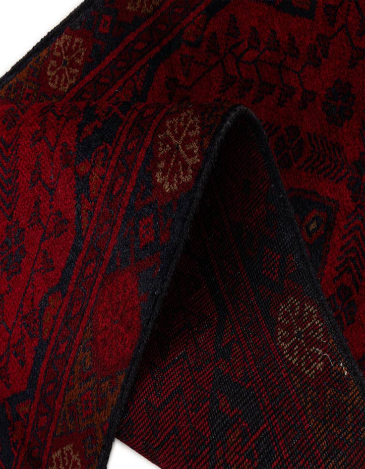 Detail image of  2' 7 x 9' 7  Hand Knotted Khal Mohammadi Wool Runner Rug