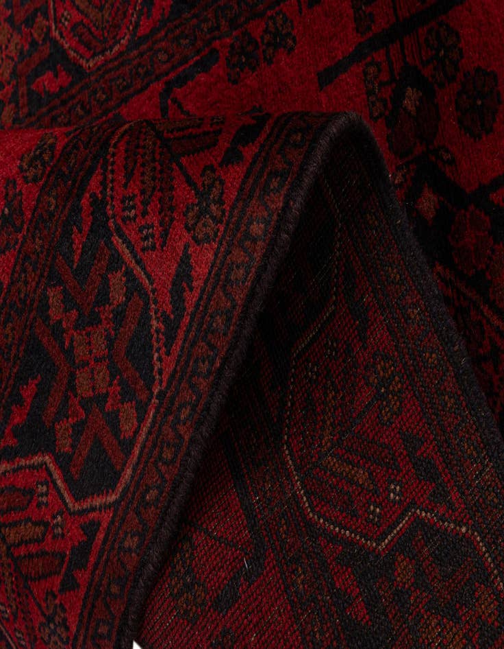 Detail image of  2' 8 x 9' 6  Hand Knotted Khal Mohammadi Wool Runner Rug