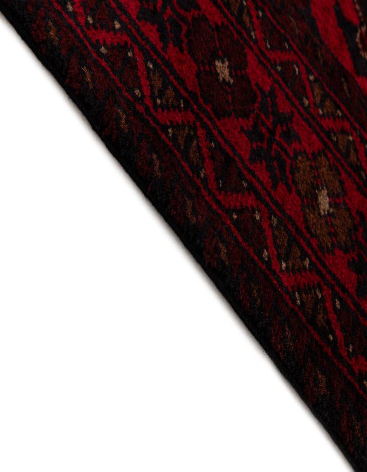 Detail image of  2' 7 x 9' 8  Hand Knotted Khal Mohammadi Wool Runner Rug