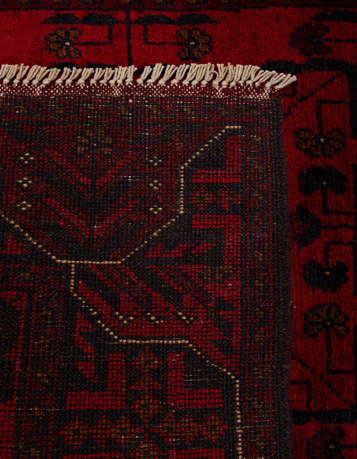 Detail image of  2' 9 x 9' 7  Hand Knotted Khal Mohammadi Wool Runner Rug