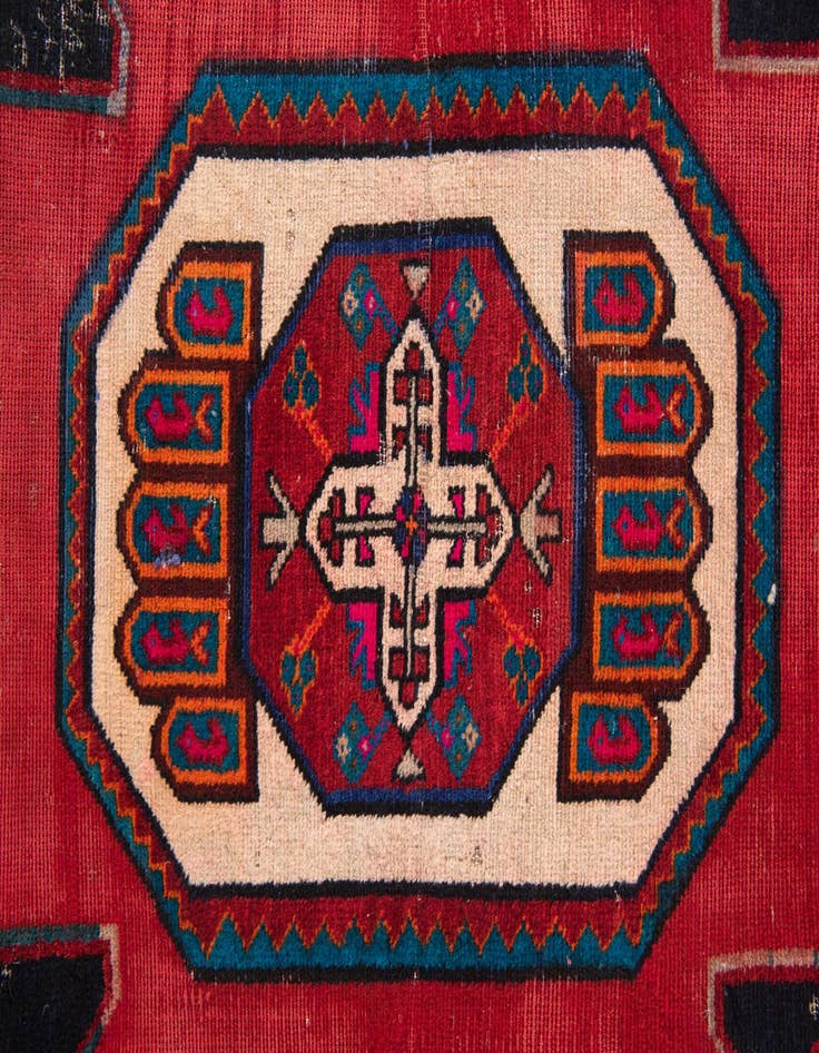 Detail image of 4' x 9' 6 Hand Knotted Koliaei Persian Wool Runner Rug