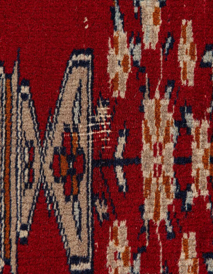 Detail image of  2' 6 x 6' 2  Hand Knotted Lahour Wool Runner Rug