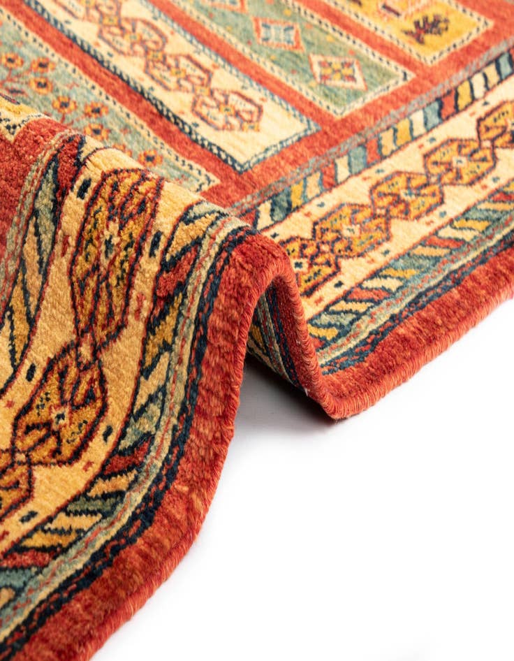 Detail image of  2' 8 x 6' 6 Luribaft Wool Runner Rug