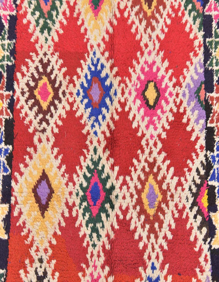 Detail image of  4' 8 x 9' 6  Hand Knotted Moroccan Wool Runner Rug