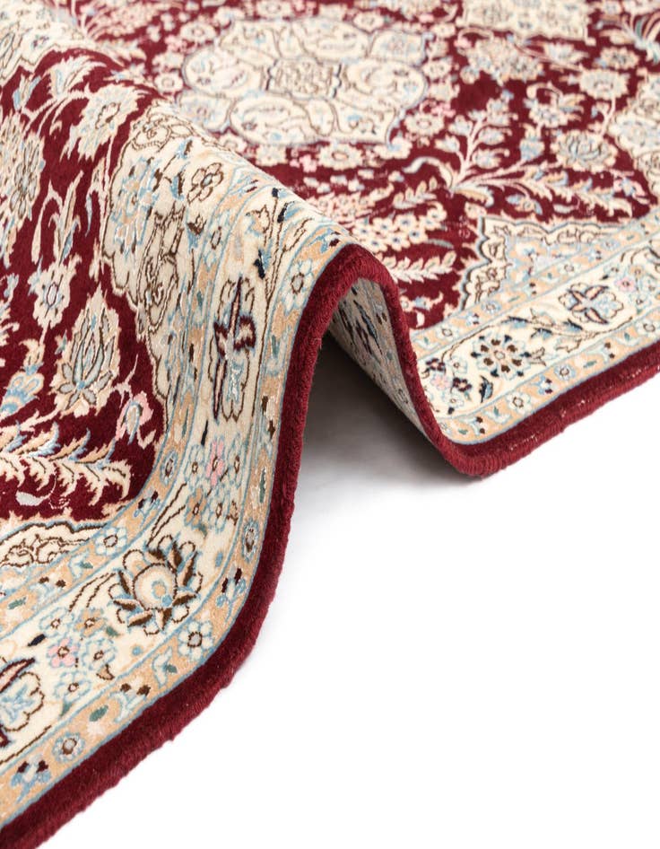 Detail image of  3' 4 x 9' 6 Nain Runner Rug