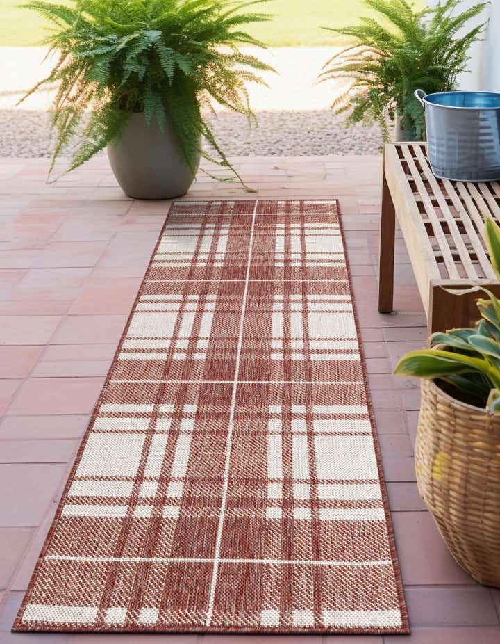 Red 2' x 5' 3 Checkered Indoor / Outdoor Runner Rug | Rugs.com