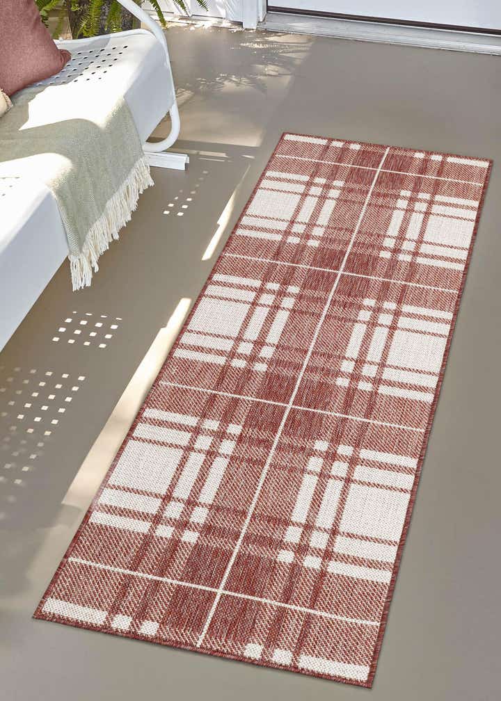 Red 2' x 5' 3 Checkered Indoor / Outdoor Runner Rug | Rugs.com