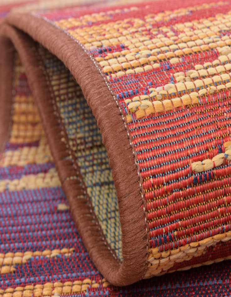 Detail image of  2' x 6'  Washable Modern Indoor / Outdoor Runner Rug