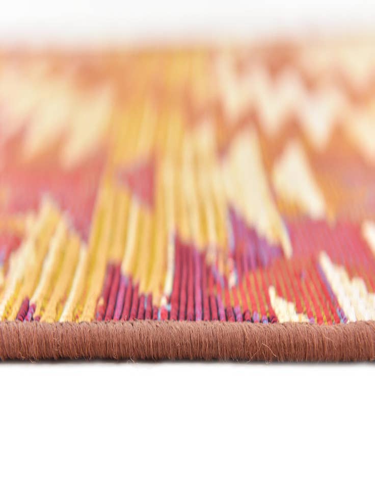 Detail image of  2' x 6'  Washable Modern Indoor / Outdoor Runner Rug