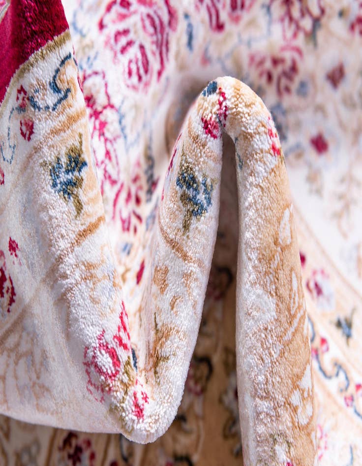 Detail image of  2' 7 x 9' 10 Qom Bamboo Silk Runner Rug