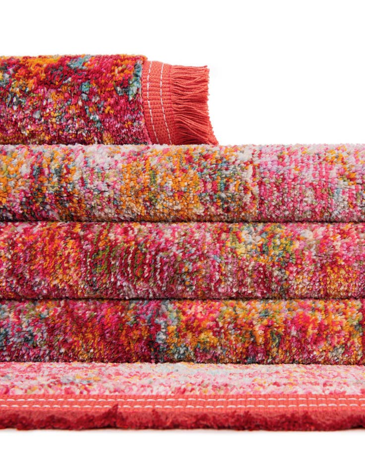 Detail image of  2' 7 x 10' Santiago Runner Rug