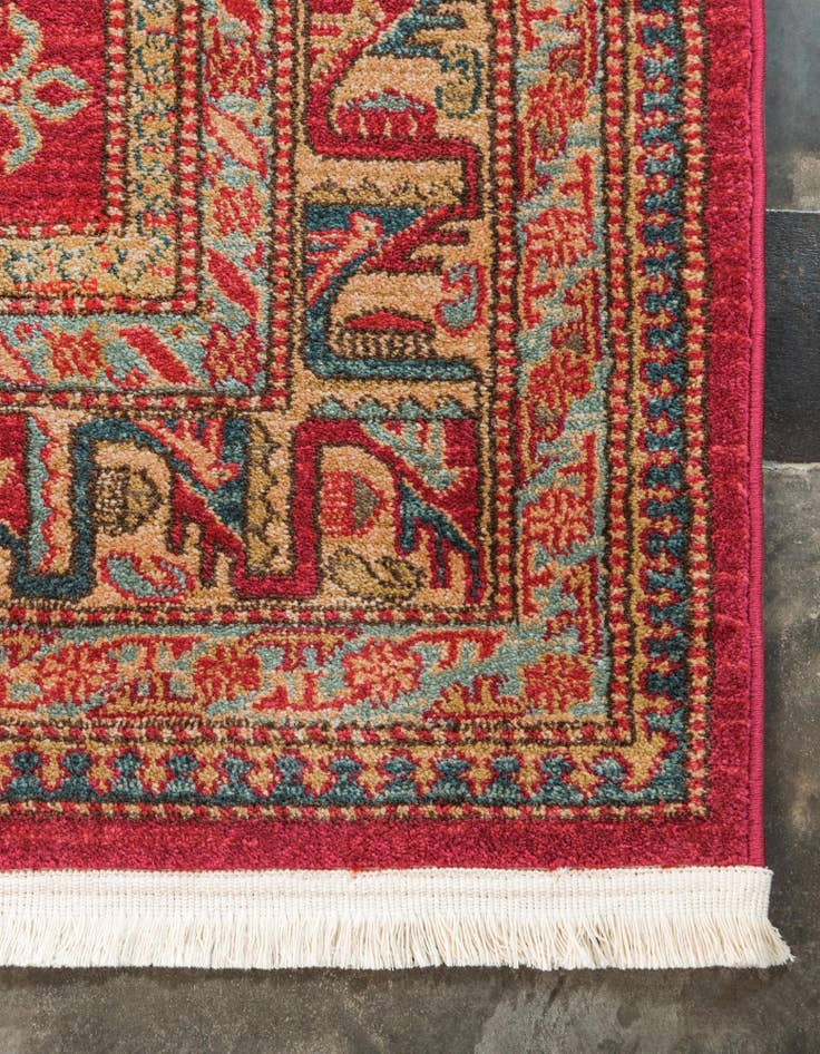 Detail image of  2' 7 x 10' Sara Runner Rug