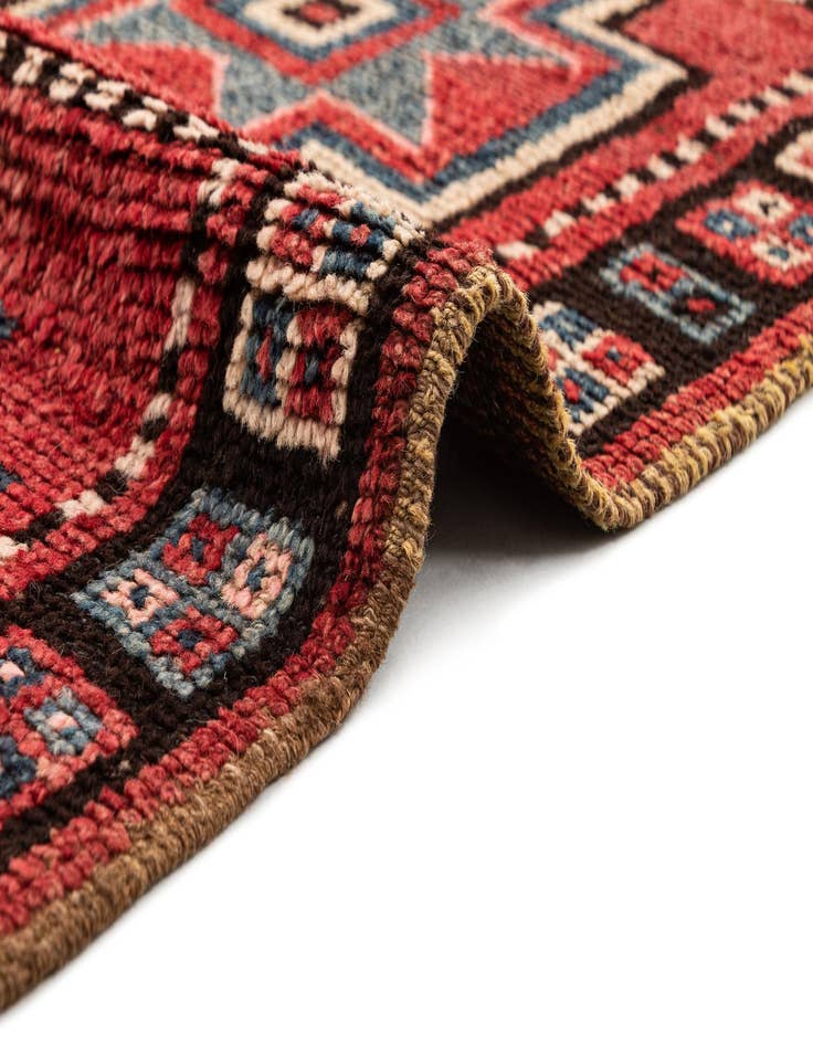 Detail image of  3' 10 x 8' 7  Hand Knotted Shiraz Persian Wool Runner Rug