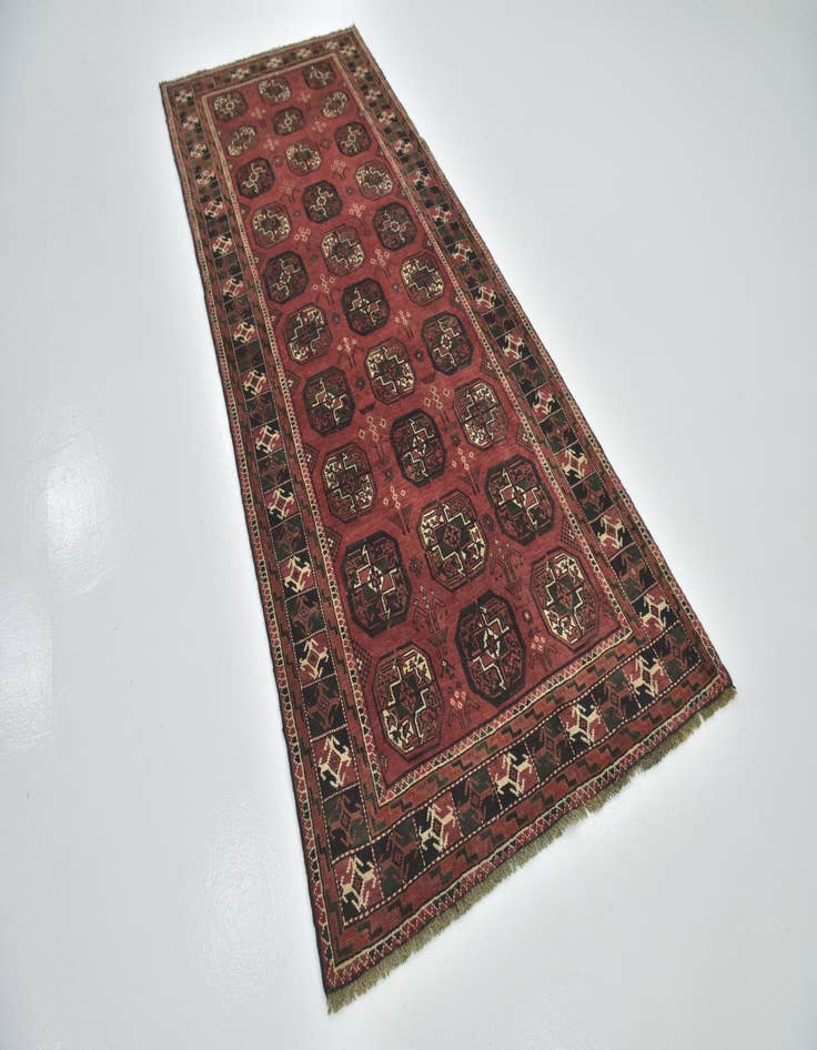 Detail image of  4' x 9' 8  Hand Knotted Shiraz Persian Wool Runner Rug