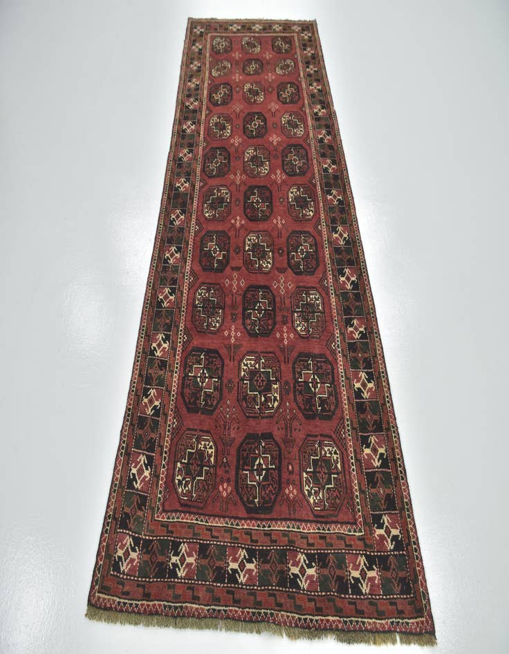 Detail image of  4' x 9' 8  Hand Knotted Shiraz Persian Wool Runner Rug