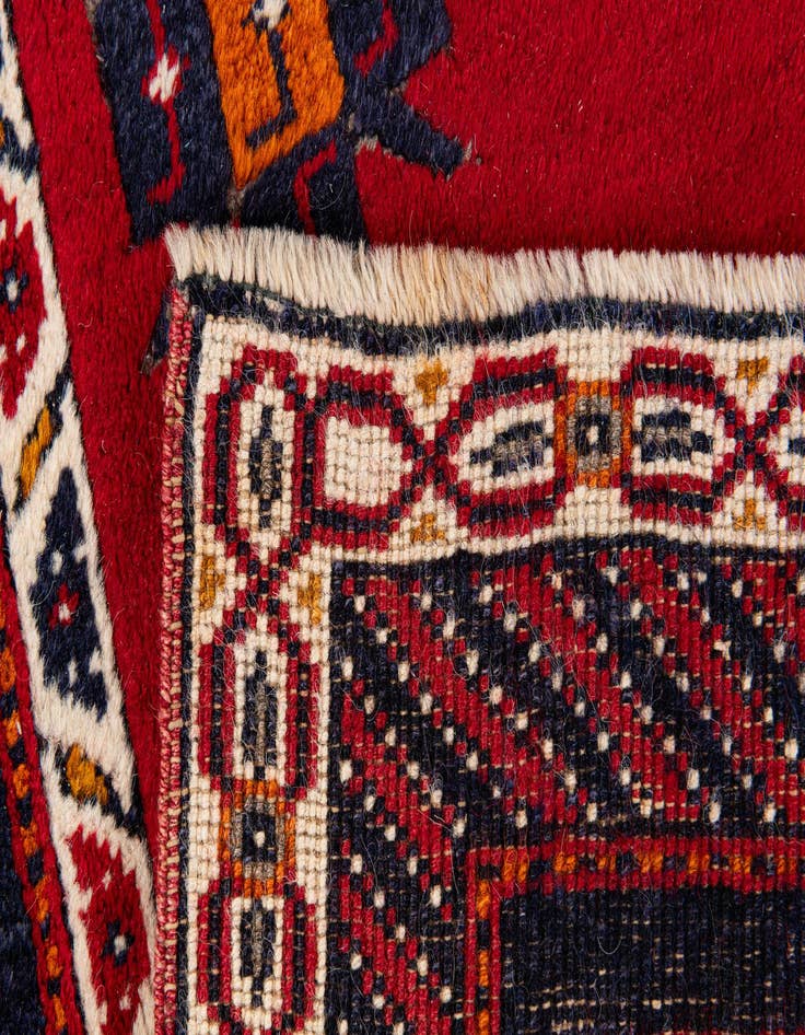 Detail image of  2' 7 x 9' 10  Hand Knotted Shiraz Wool Runner Rug