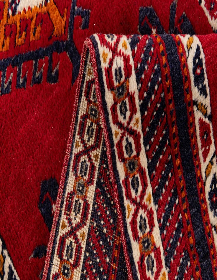 Detail image of  2' 7 x 9' 10  Hand Knotted Shiraz Wool Runner Rug