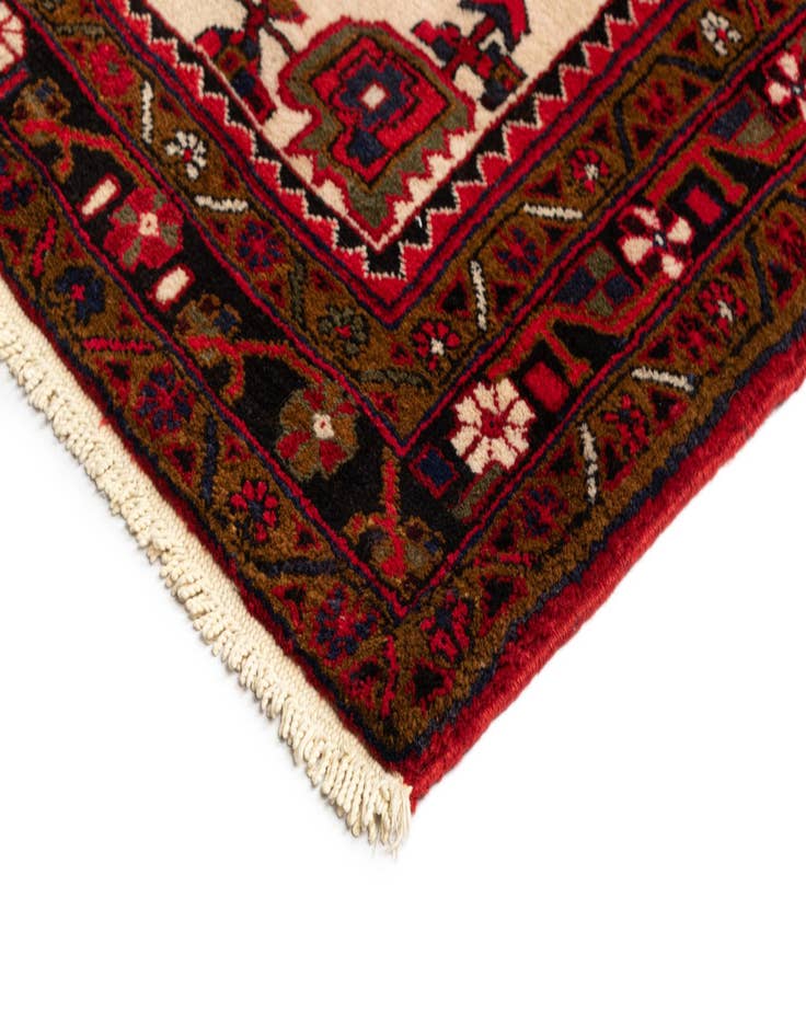 Detail image of  3' 10 x 11' 1 Sirjan Wool Runner Rug
