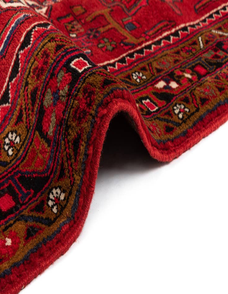 Detail image of  3' 10 x 11' 1 Sirjan Wool Runner Rug