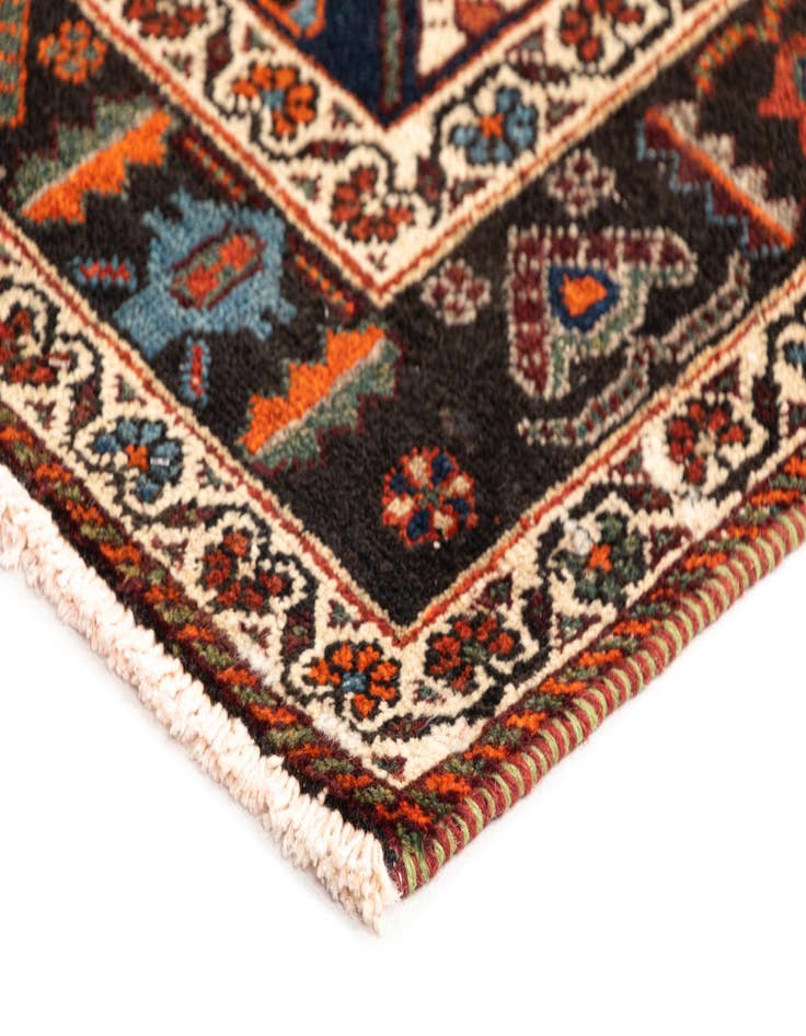 Detail image of  3' 11 x 5' 2 Afshar Square Rug