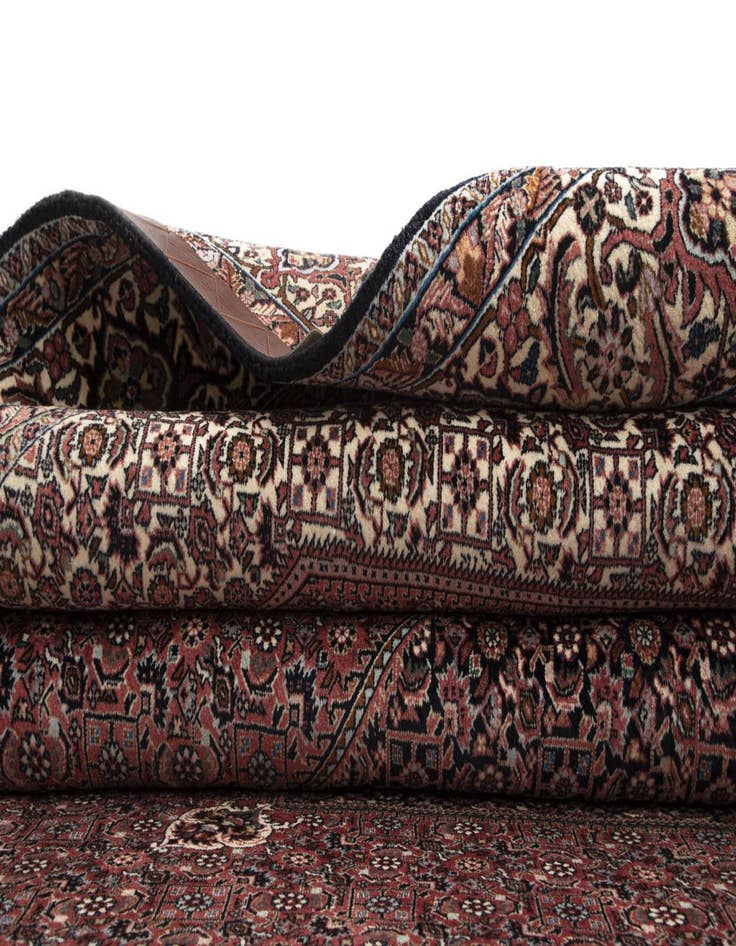 Detail image of  9' 6 x 9' 10 Bidjar Wool Square Rug