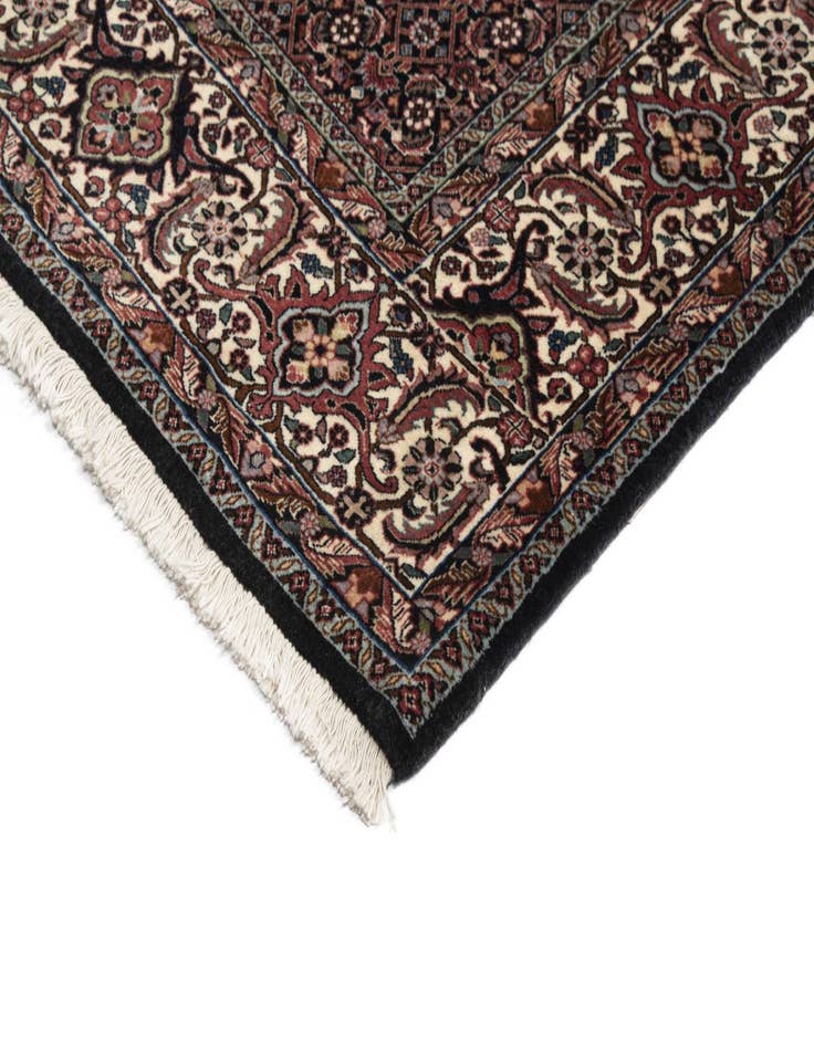 Detail image of  9' 6 x 9' 10 Bidjar Wool Square Rug