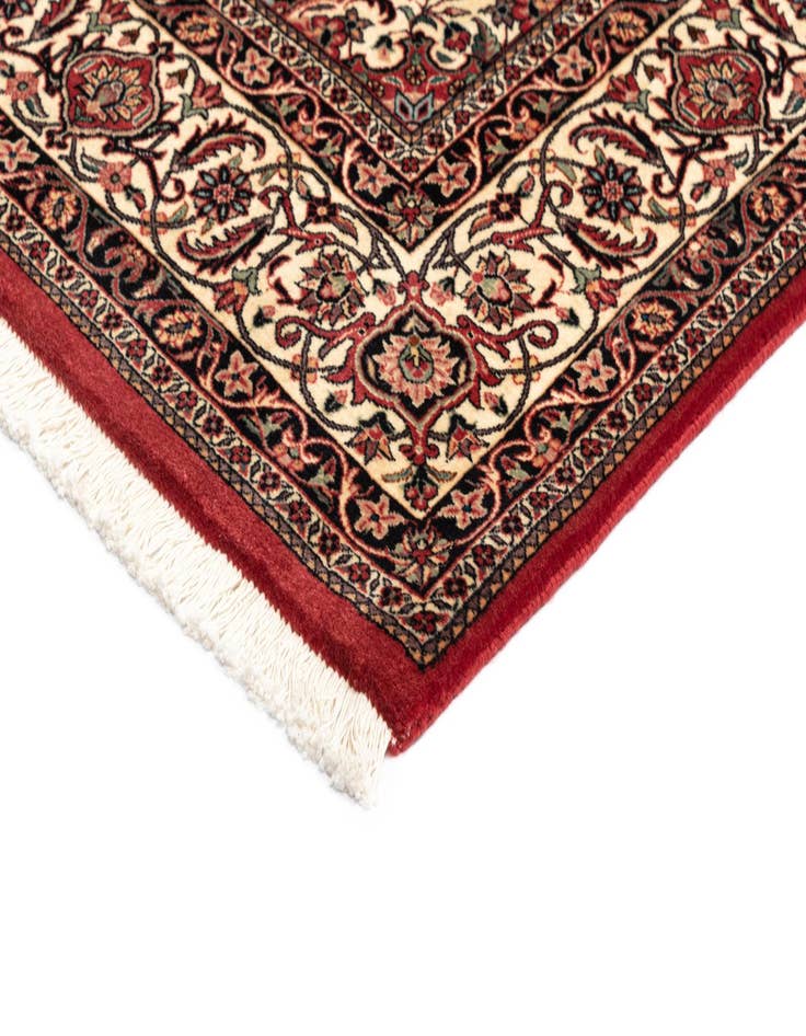 Detail image of  6' 8 x 6' 9 Bidjar Wool Square Rug