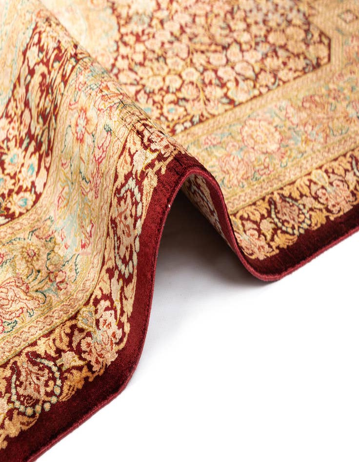 Detail image of  3' 4 x 3' 5 Ghom Silk Square Rug