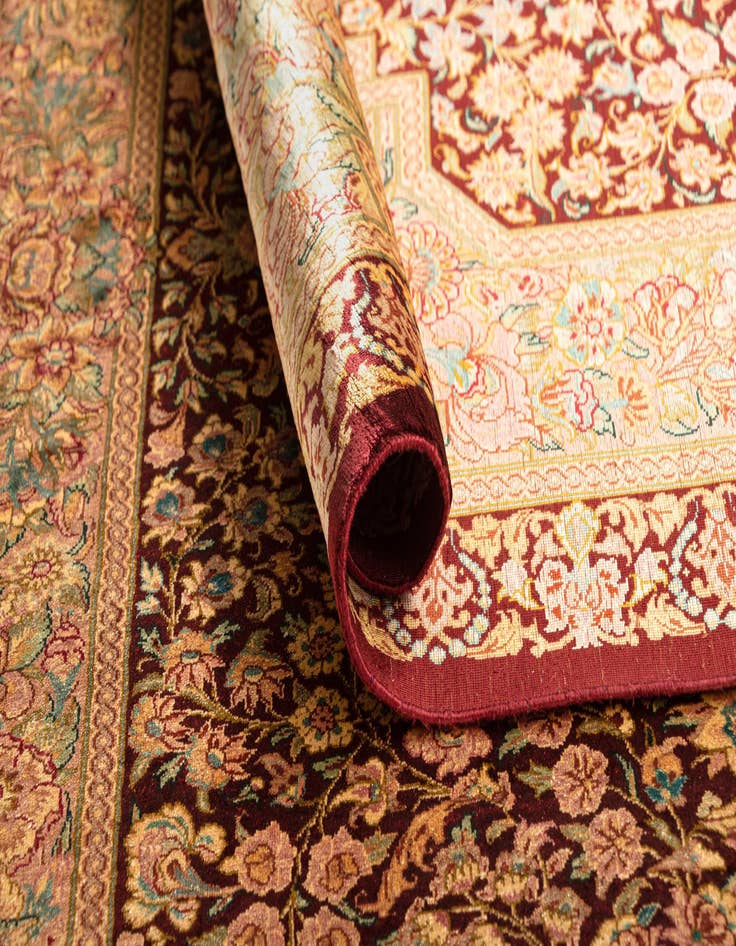 Detail image of  3' 4 x 3' 5 Ghom Silk Square Rug