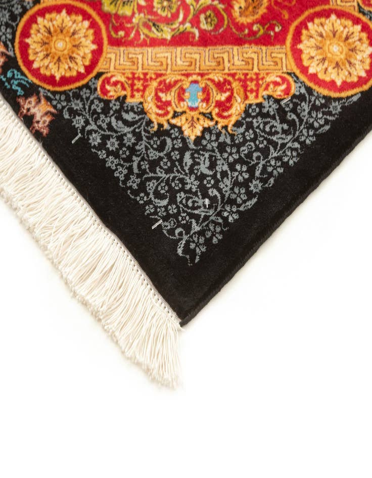 Detail image of  1' 6 x 1' 6 Ghom Silk Square Rug