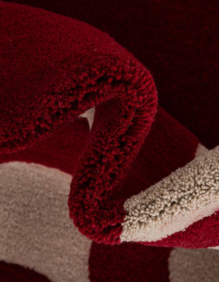 Detail image of  6' 1 x 6' 1 Handtufted Wool Square Rug