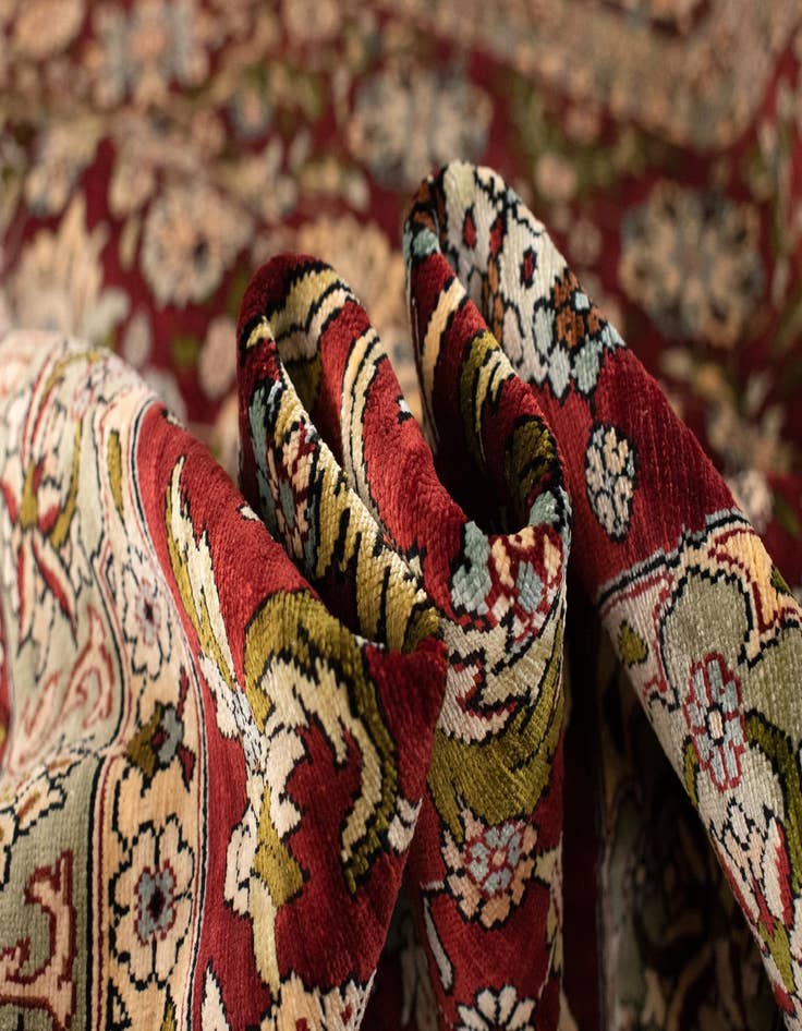 Detail image of  4' x 4' 1 Hereke Silk Square Rug