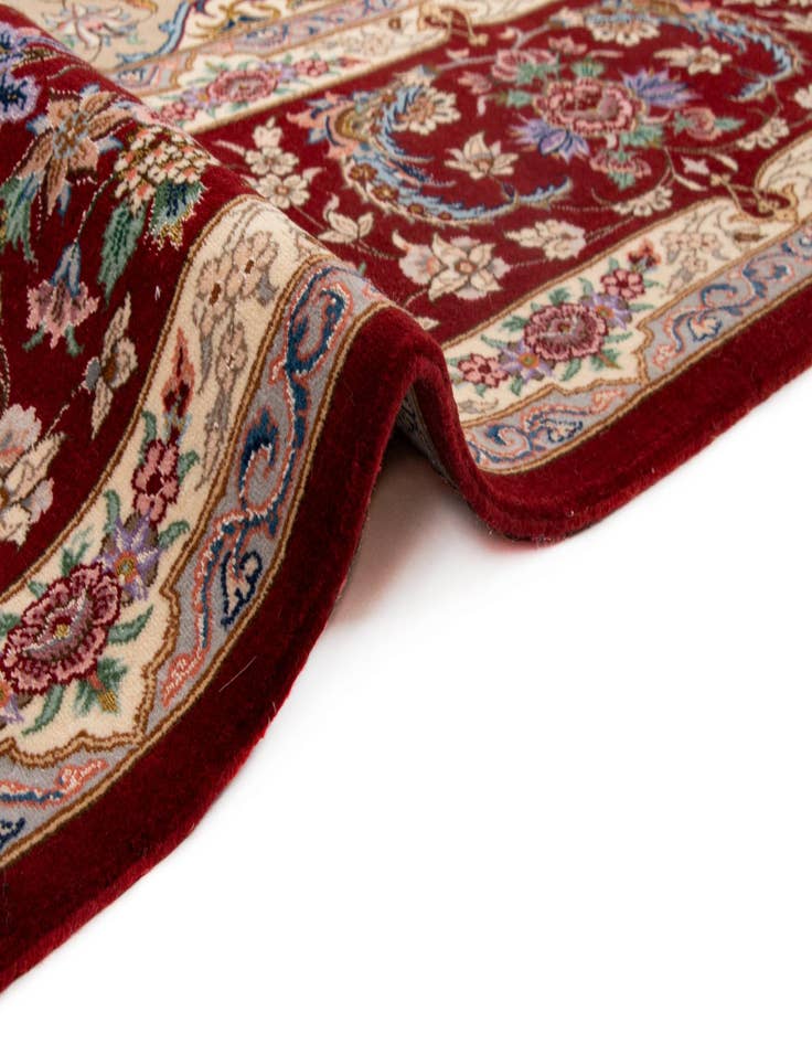 Detail image of  8' 3 x 8' 3 Isfahan Square Rug