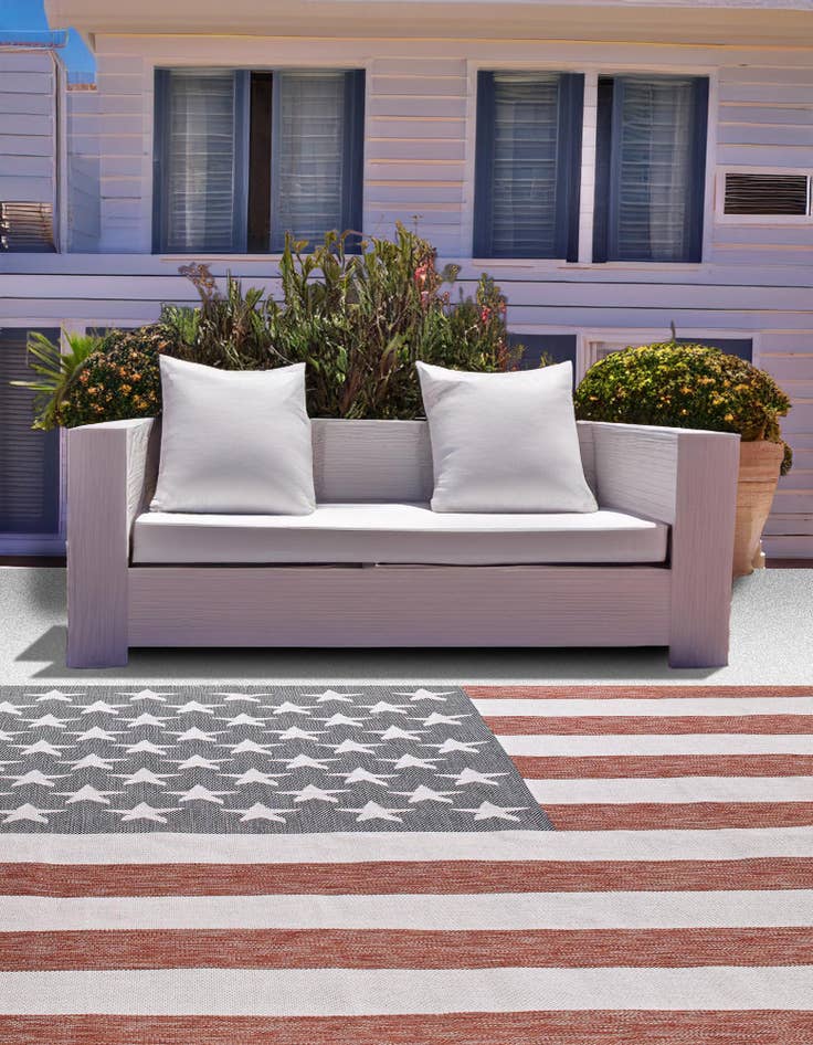 Detail image of  7' 10 x 7' 10  Washable Jill Zarin Indoor / Outdoor Square Rug