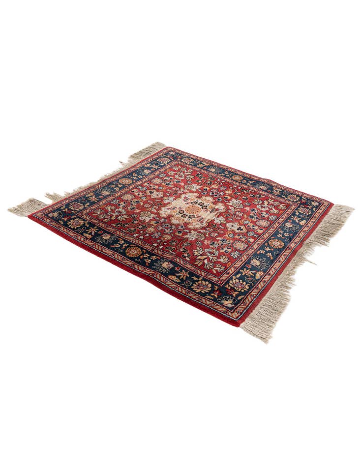 Detail image of  2' 11 x 2' 11  Hand Knotted Kashan Wool Square Rug