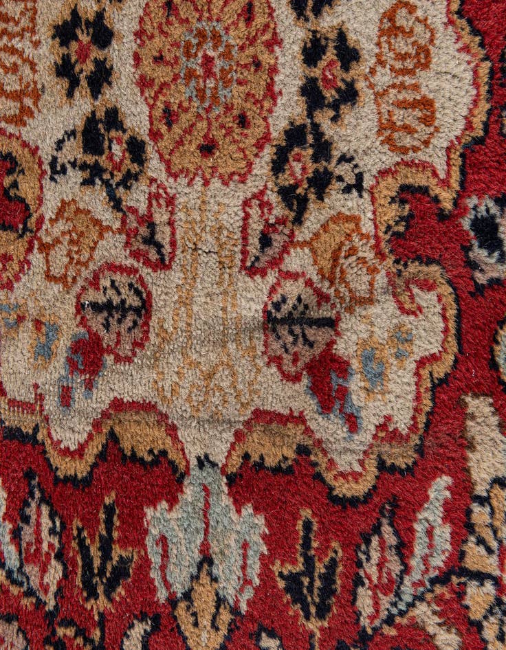 Detail image of  2' 11 x 2' 11  Hand Knotted Kashan Wool Square Rug