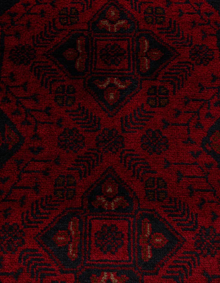 Detail image of  2' 7 x 6' 6  Hand Knotted Khal Mohammadi Wool Square Rug