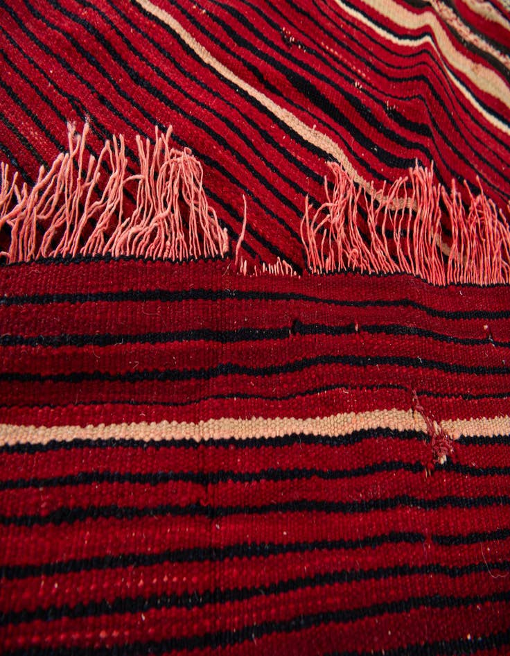 Detail image of  5' 10 x 6' 10  Hand Woven Kilim Dhurrie Wool Square Rug