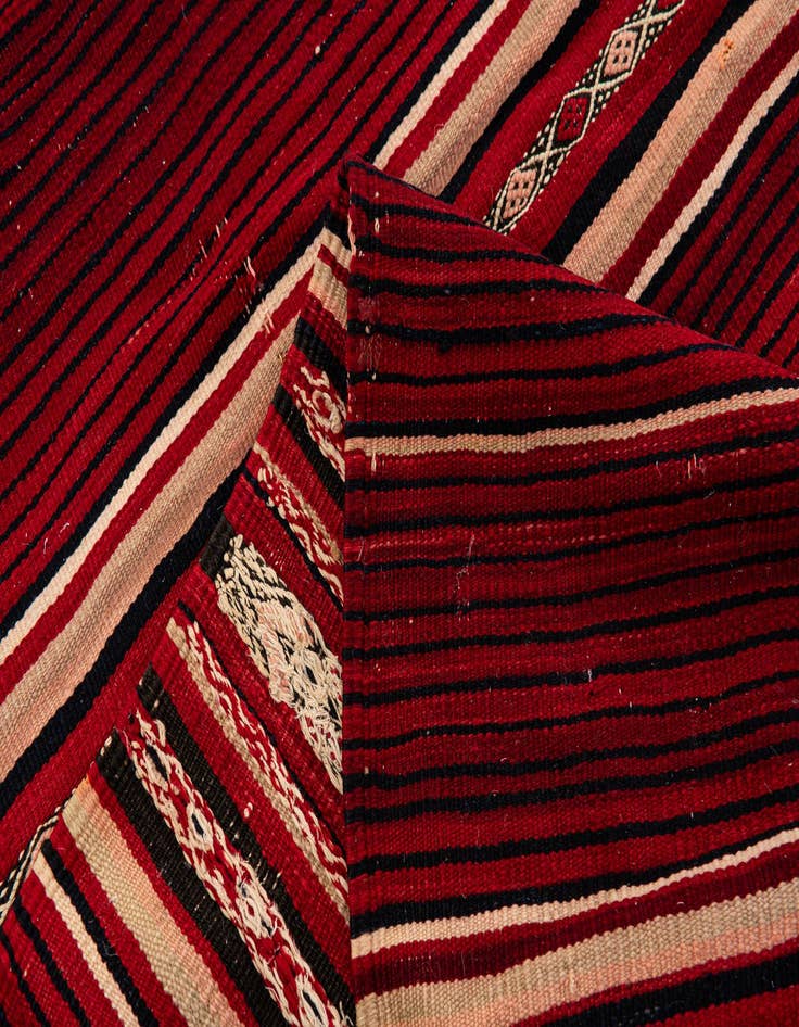Detail image of  5' 10 x 6' 10  Hand Woven Kilim Dhurrie Wool Square Rug