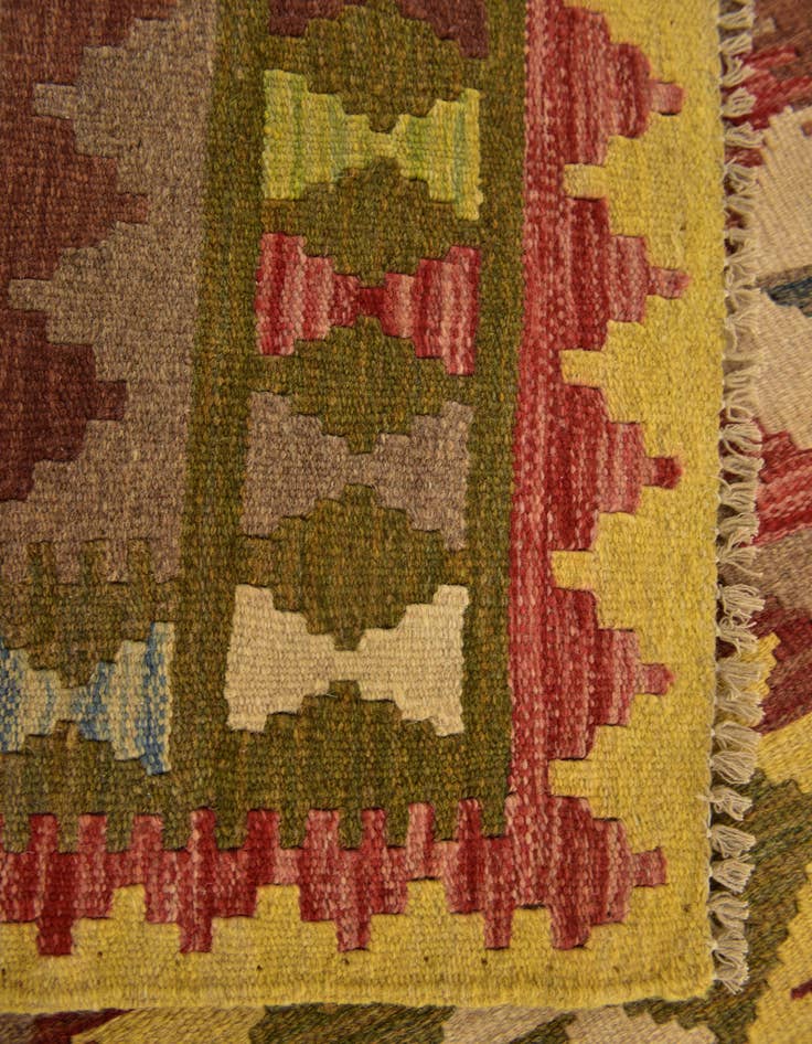 Detail image of  3' x 3' 9  Hand Woven Kilim Maymana Wool Square Rug