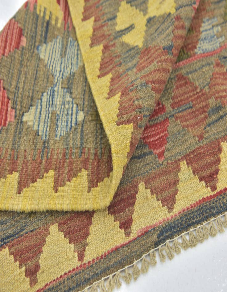 Detail image of  3' 2 x 3' 7  Hand Woven Kilim Maymana Wool Square Rug