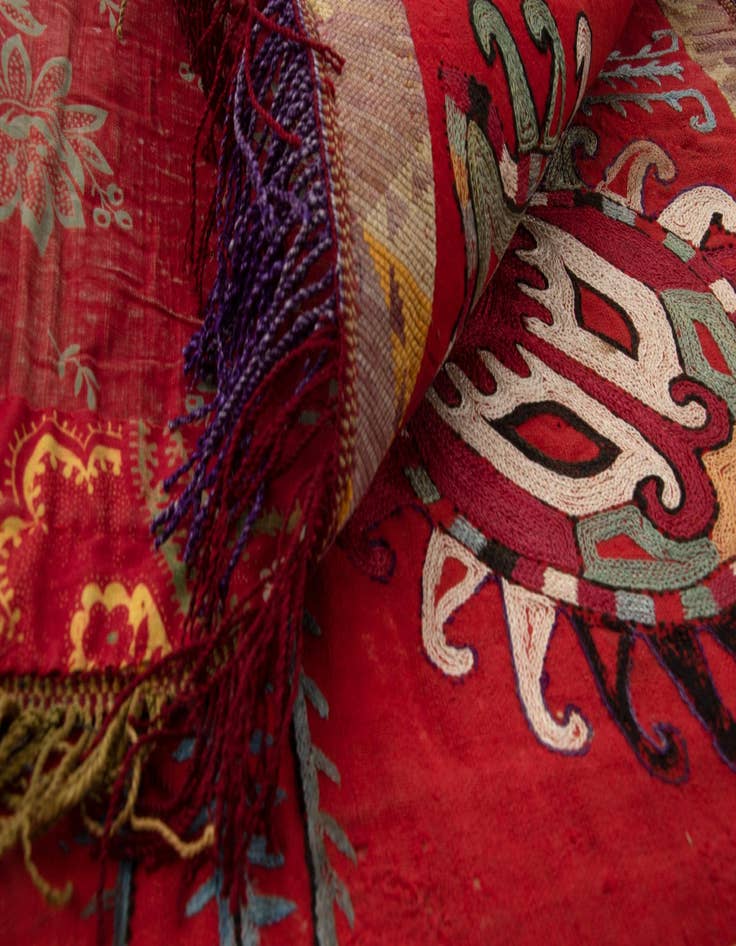 Detail image of  1' 7 x 1' 10 Lakai Square Rug