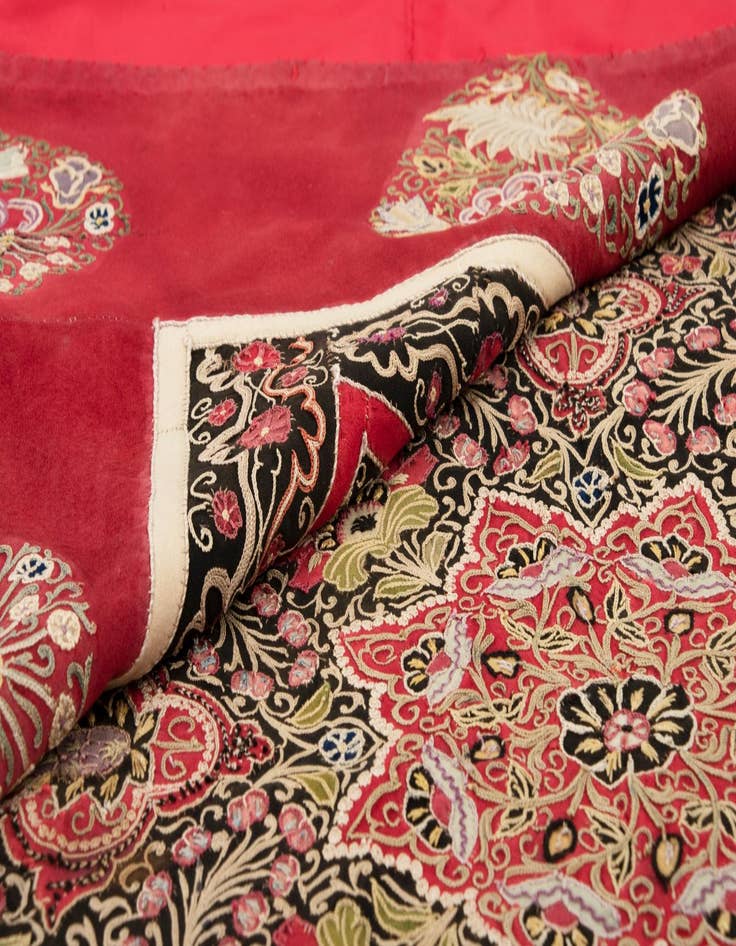 Detail image of  6' 2 x 6' 3 Suzani Square Rug