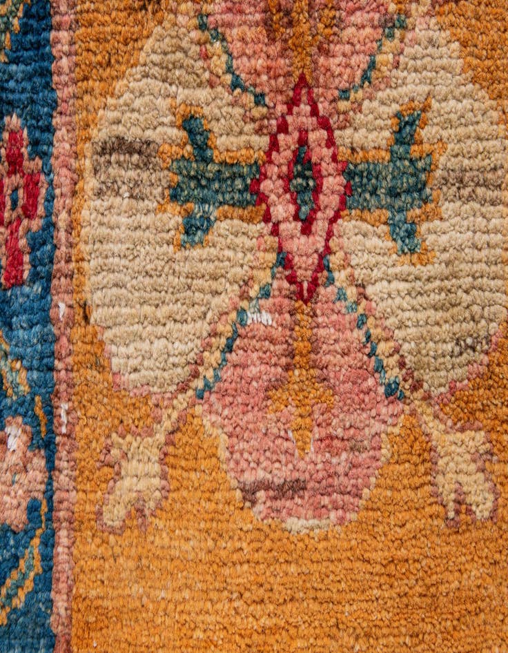 Detail image of  6' 1 x 6' 6  Hand Knotted Ziegler Wool Square Rug