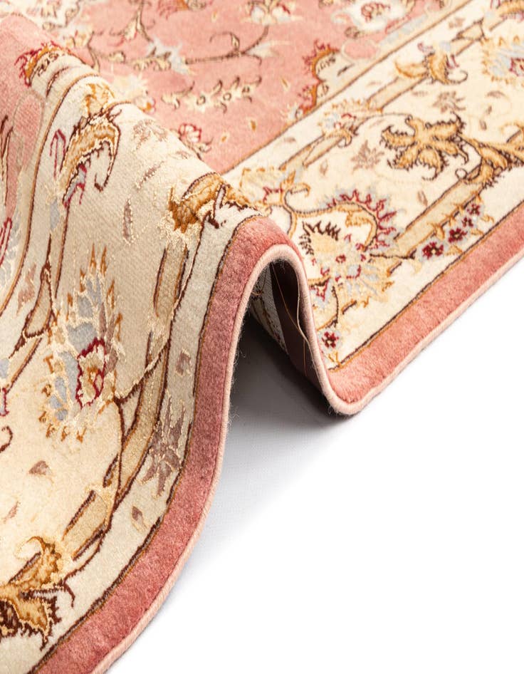 Detail image of  5' 5 x 8' Tabriz Rug