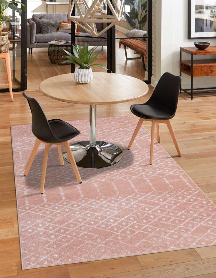 Rose Pink 5' 3 x 8' Paxon Trellis Rug | Rugs.com