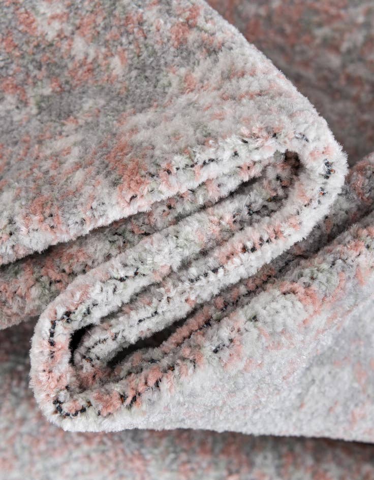 Detail image of  3' 3 x 3' 3 Kamala Washable Round Rug